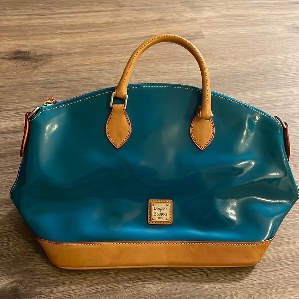 Dooney & Bourke hand bag - Picture 4 of 9